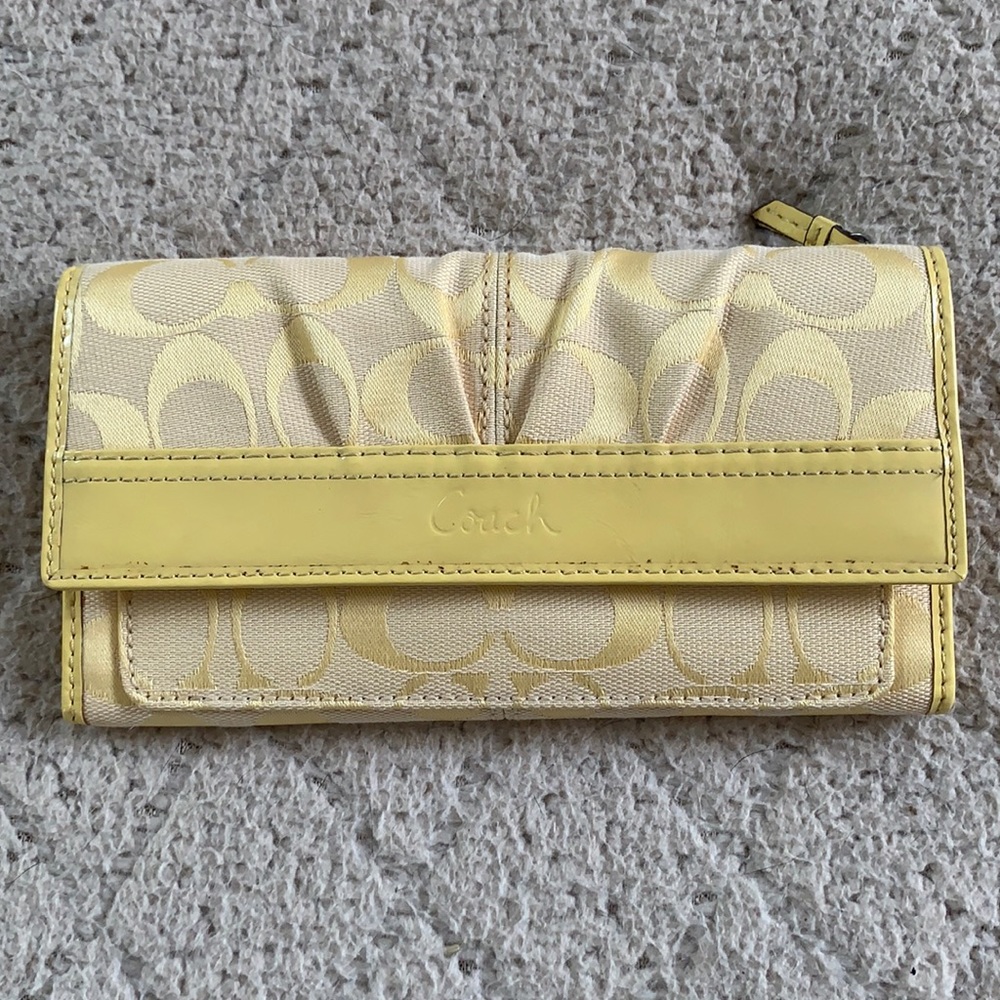 Women’s Coach Yellow Signature Wallet